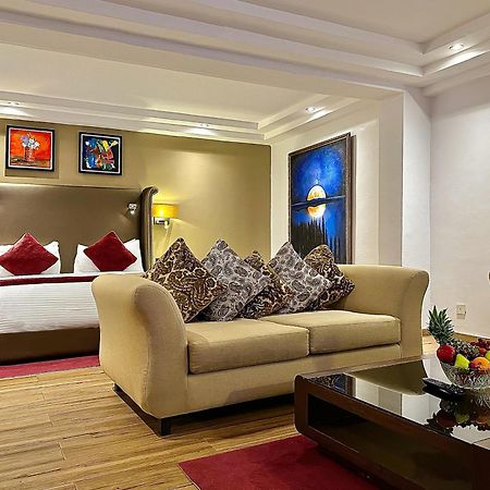 Victoria Crown Plaza Hotel Лагос Экстерьер фото