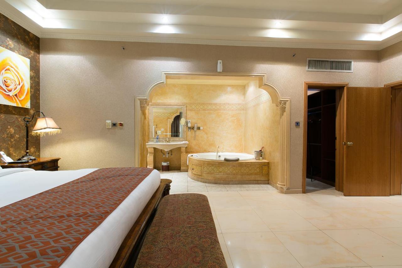 Victoria Crown Plaza Hotel Лагос Экстерьер фото